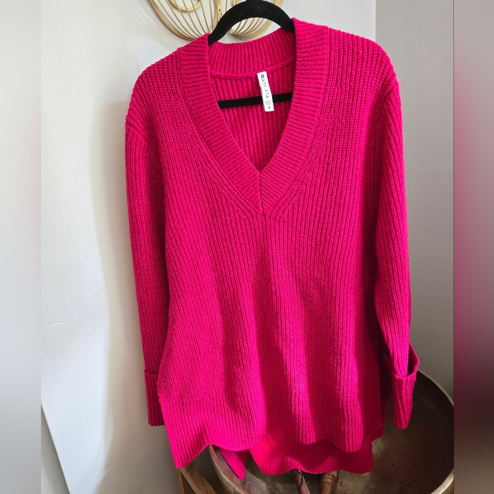 Athleta Women's Vibrant V-Neck Sweater